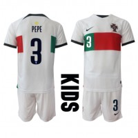 Portugal Pepe #3 Auswärts Trikotsatz Kinder WM 2022 Kurzarm (+ Kurze Hosen)
